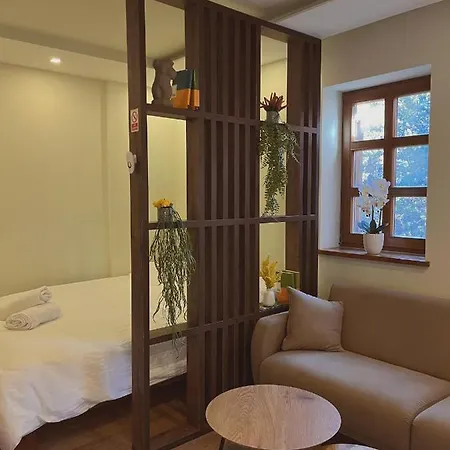 Astra アパート Risovac